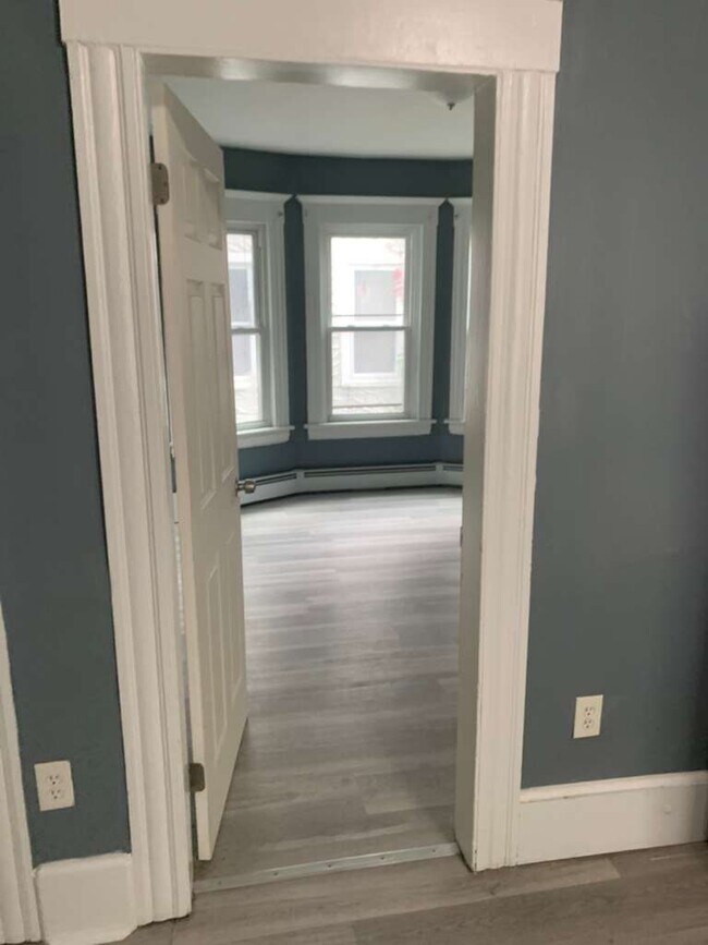 Photo - 66 Bell St Unit 1