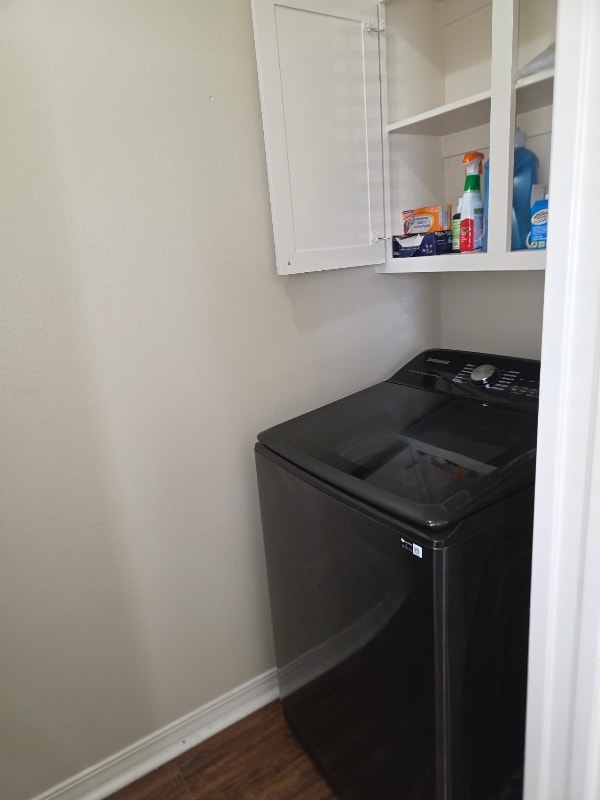 Photo - 712 Yorktown Ct