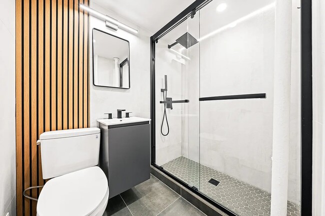 Photo - 81 St Marks Pl Unidad 1R