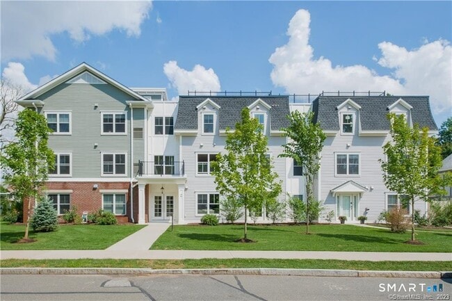 Photo - 2 Bishop Rd Unit 201