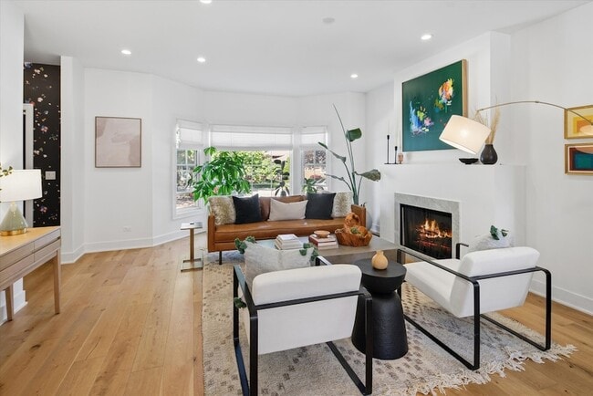 Photo - 6205 N Tripp Ave