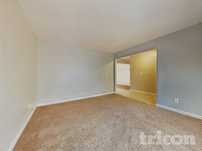 Photo - 1921 Teresa Ln