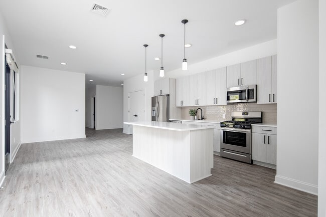 The Avenue District Apartments