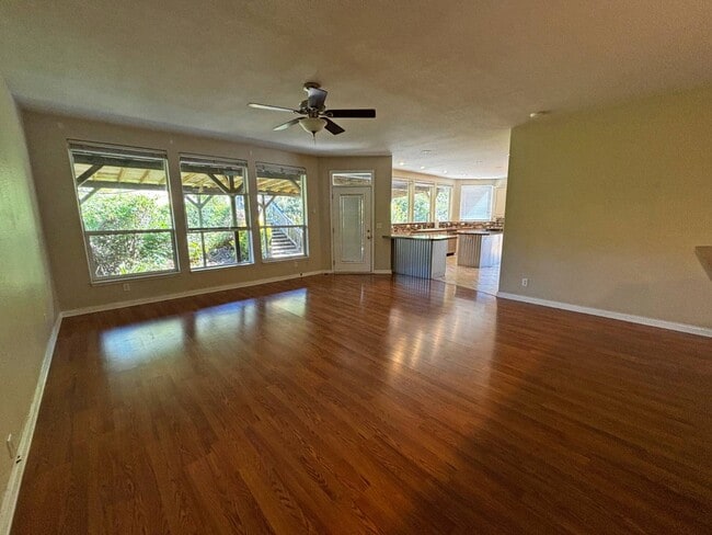 Photo - 1600 Fort Bragg Rd