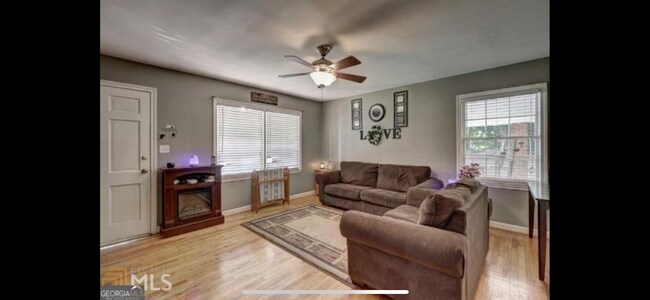 1030 College Station Rd