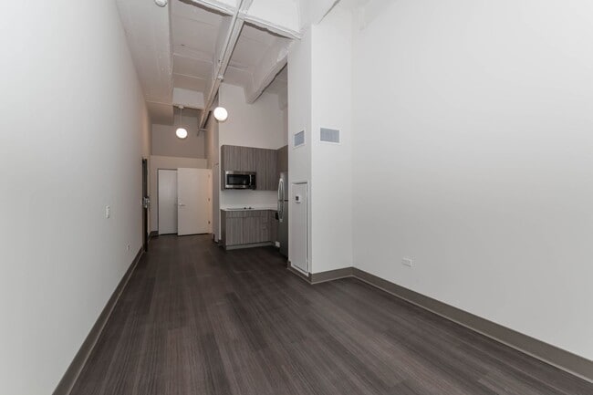 Photo - 820 Michigan by 3L Living