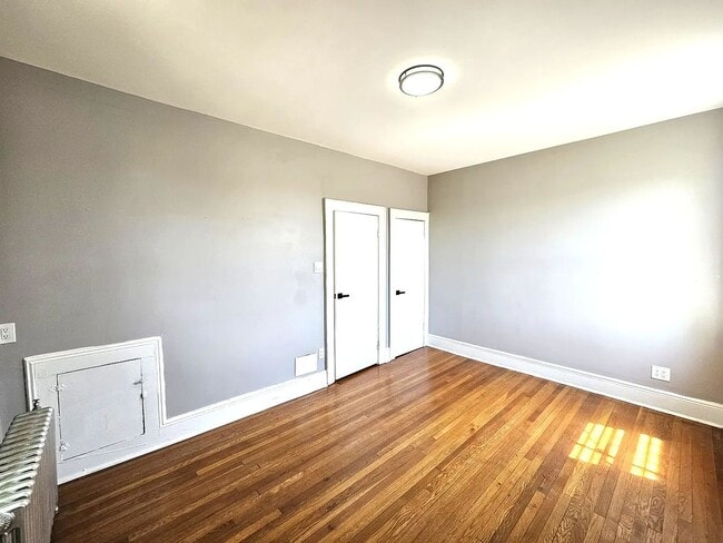 Photo - 758 Jersey Avenue