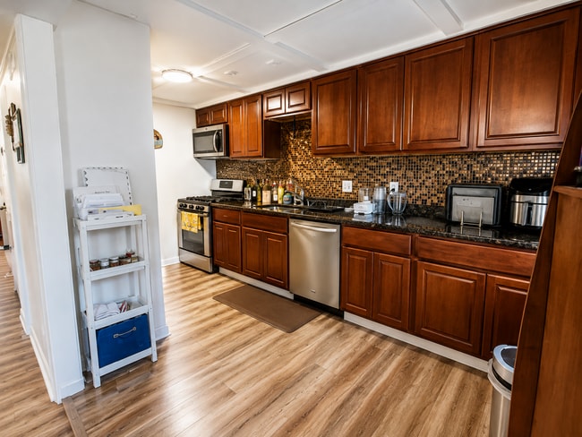Photo - 1218 Fox Run Pl