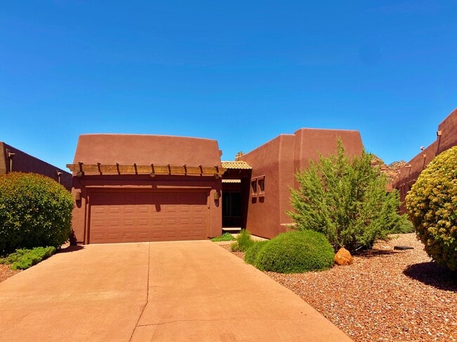 Building Photo - HOUSE- VOC- FIRECLIFF