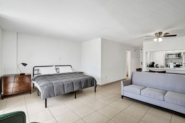 Photo - 777 NW 155th Ln Unidad SI ID1504023P