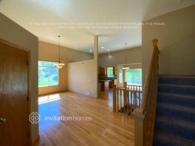 Photo - 336 Brady St
