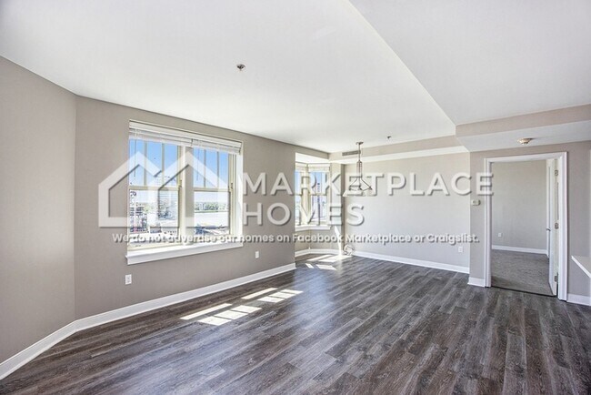 Photo - 525 W Lafayette Blvd Unit 12E