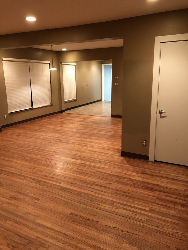 Photo - Updated Florence Park South Bungalow! 2 Bed, 1 Bath - Open Floorplan!