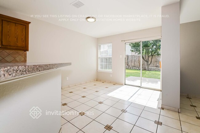 2002 Sumac Dr