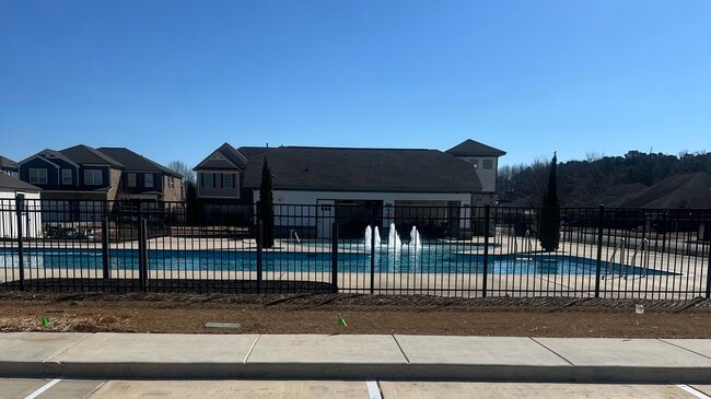 Photo - 8223 NW Stone Mill Dr