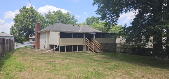 Photo - Move in special - Newly Renovated SF in North KC