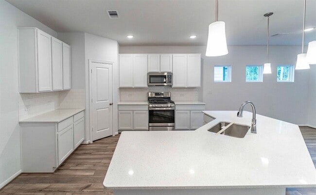 Photo - 14397 High Hl Dr