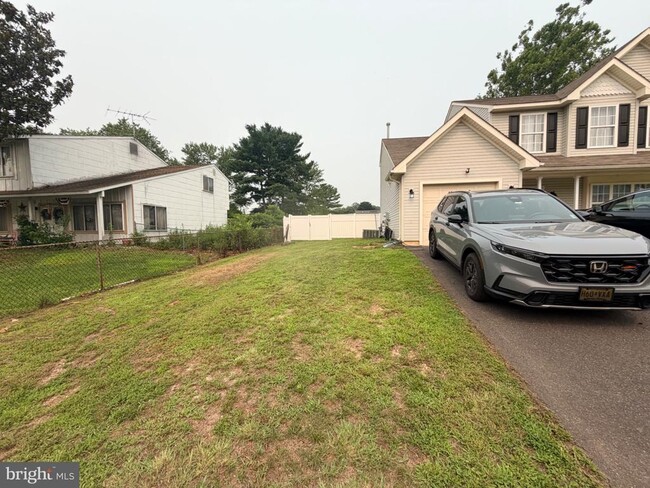 Photo - 12 Peachton Ln