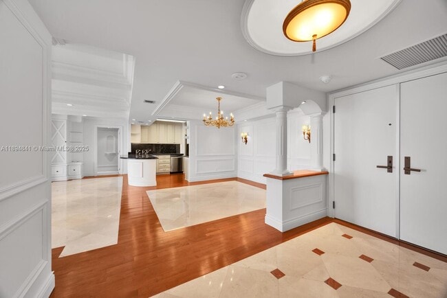 Photo - 1 Grove Isle Dr Unidad A804
