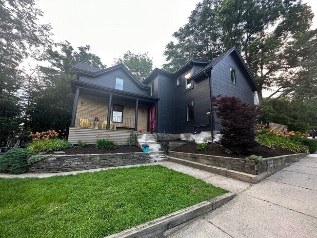 Photo - 12 Belmont St Casa