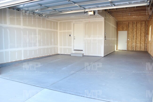 Photo - 2245 Adobe Dr