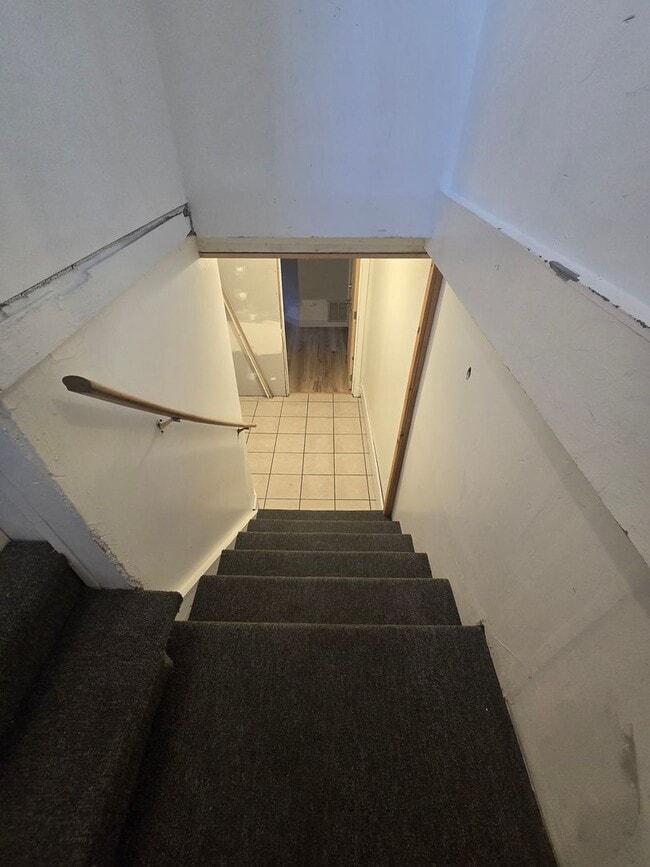 Photo - 135 Custer Ave Unit 135 Custer Ave #2