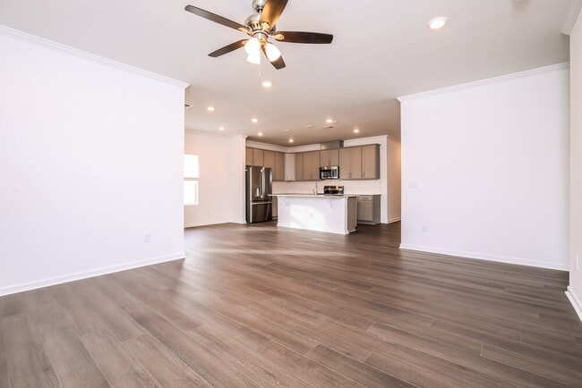 Photo - 126 Digging Time Ave