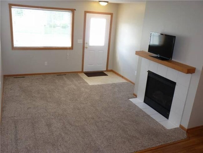 Photo - 2613 Yellowstone Dr