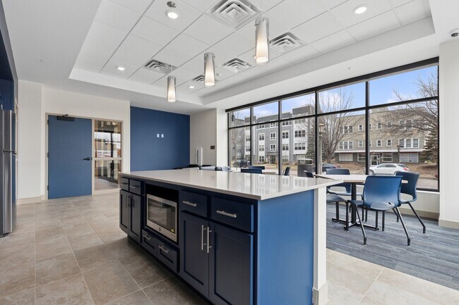 Lounge - Marshall Avenue Flats