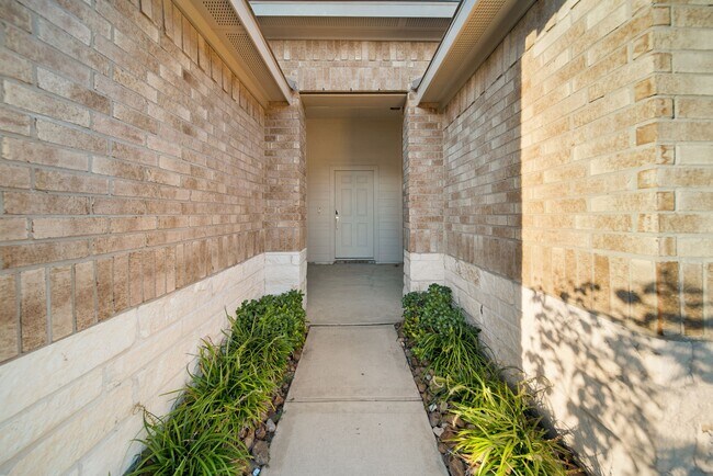 Photo - 21234 Riverdew Dr