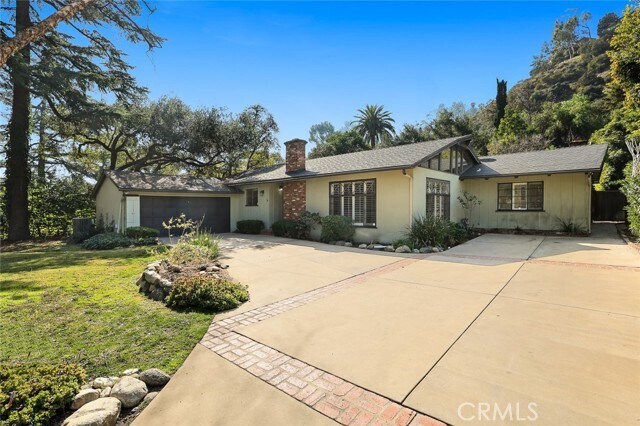 Photo - 389 Linda Vista Ave