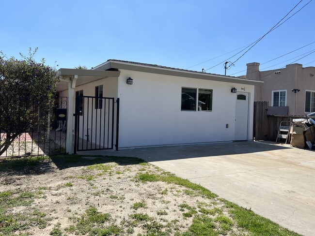 Photo - 9430 Olympic Blvd House