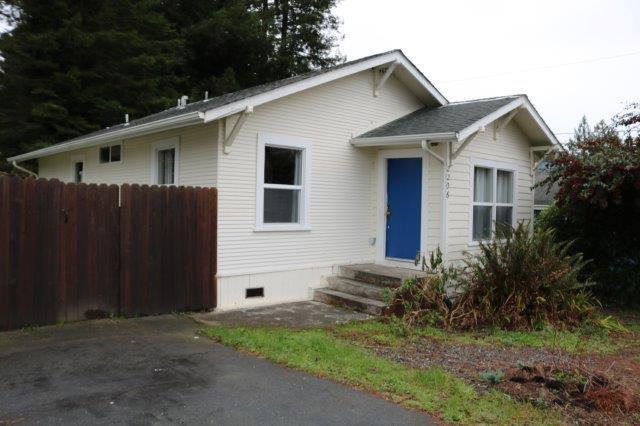 Building Photo - Near Sequoia Zoo and Park, Cozy 2/1 with l...