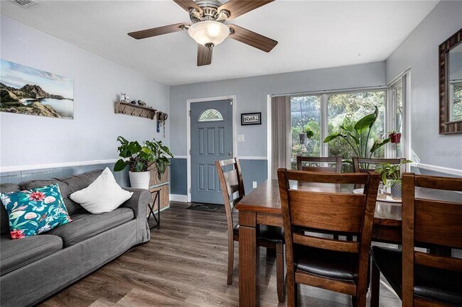 Photo - 601 NW 34th Ter