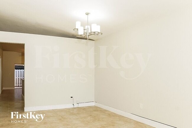 Photo - 8927 NW 114th St