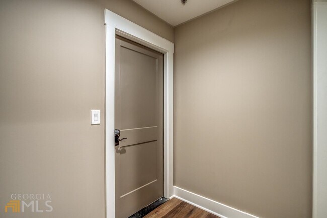 Photo - 224 Alcovy St Unit A