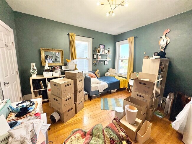 Photo - 367 Cardinal Medeiros Ave Unidad 1