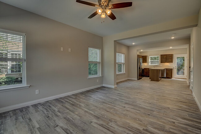 Photo - 5565 Limaburg Rd