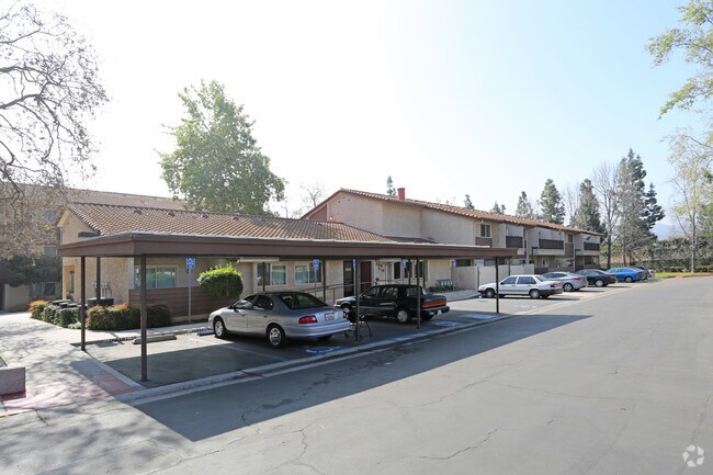 Photo - Florence Janss Apartments