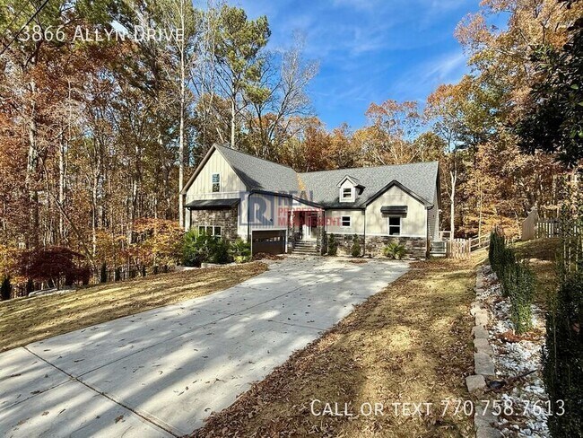 3866 Allyn Dr NW
