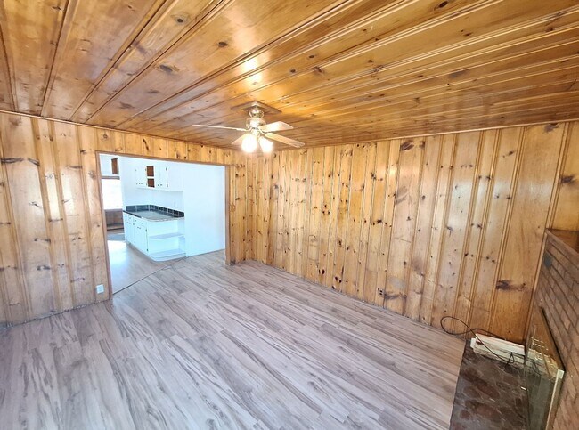 Photo - Spacious 5-Bedroom Home in Quiet Delta Nei...