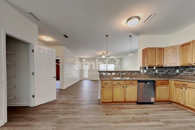 Photo - 145 Collenton Ln