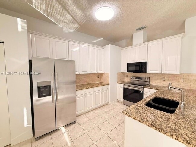 Photo - 420 SE 23rd Ln