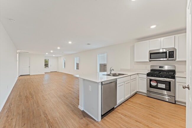 Photo - 347 Riverwood Village Ln