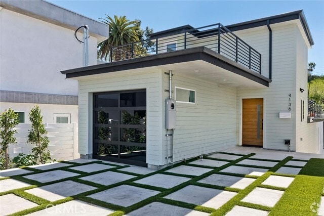 Building Photo - 4136 Raynol St Rental