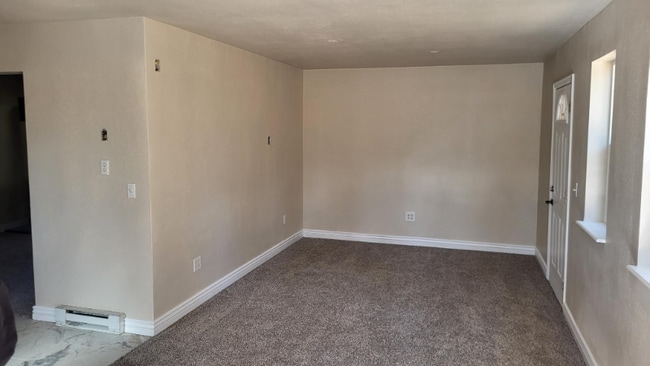 Photo - 109 Garnet Way