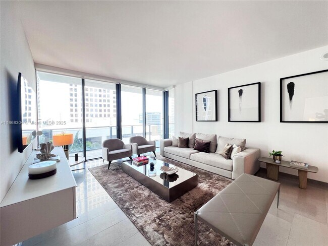 Photo - 68 SE 6th St Unit 1003