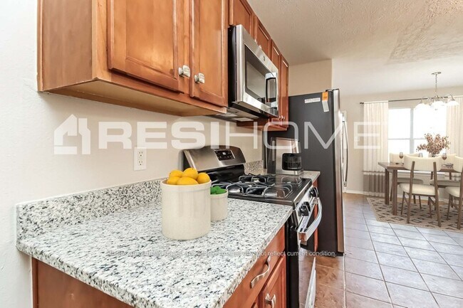Photo - 17203 Hawks Landing Dr