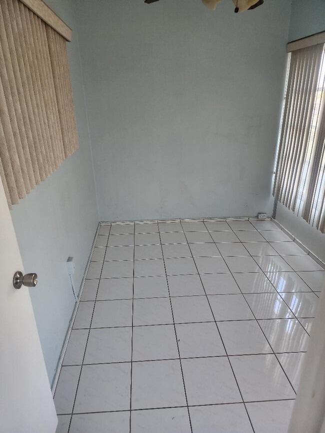 Photo - 5031 W Oakland Park Blvd Unit 307