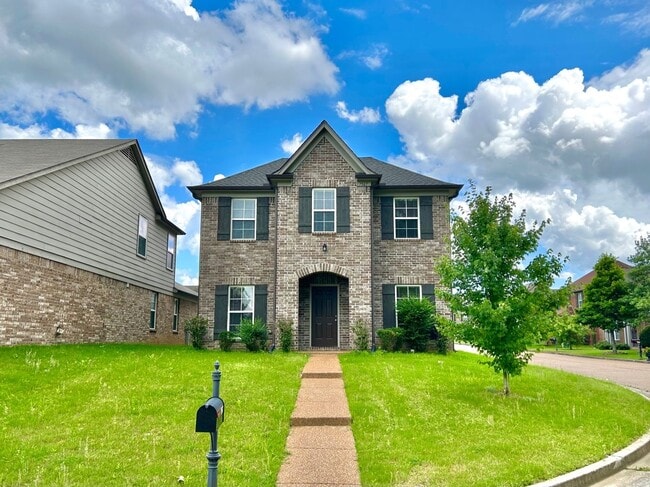 Building Photo - GlenlaurelWay7567 Unit 1